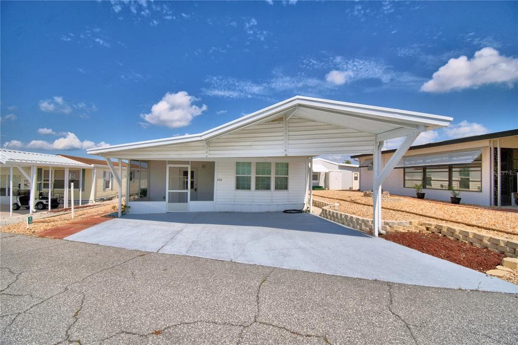251 PATTERSON ROAD # E12, HAINES CITY, FL 33844