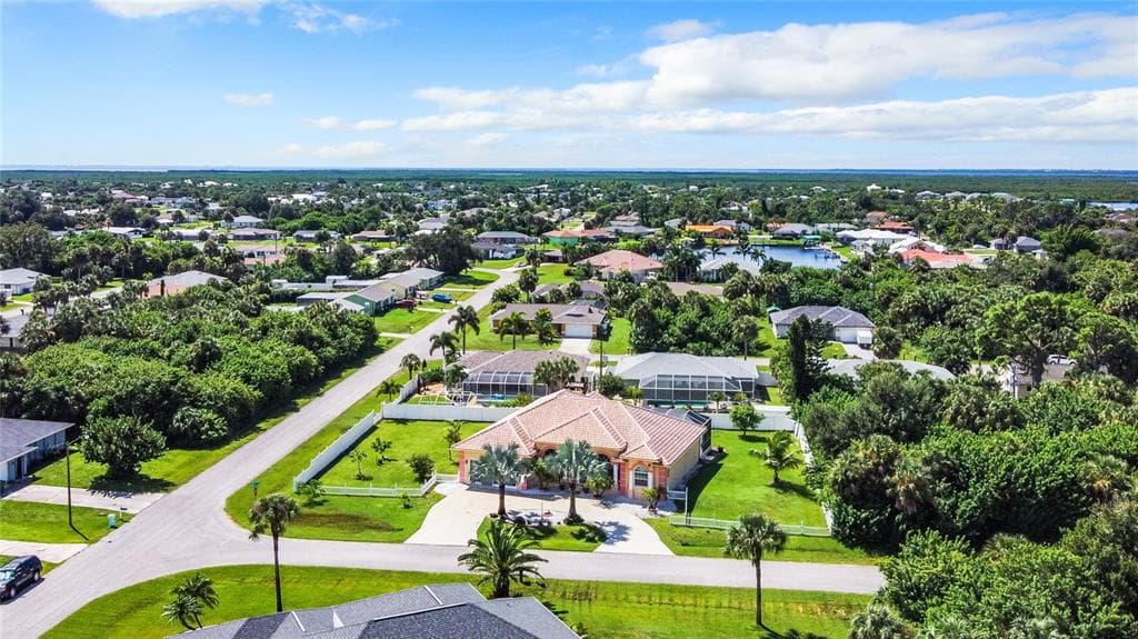 18065 WING AVENUE, PORT CHARLOTTE, FL 33948 — zdjęcie 3