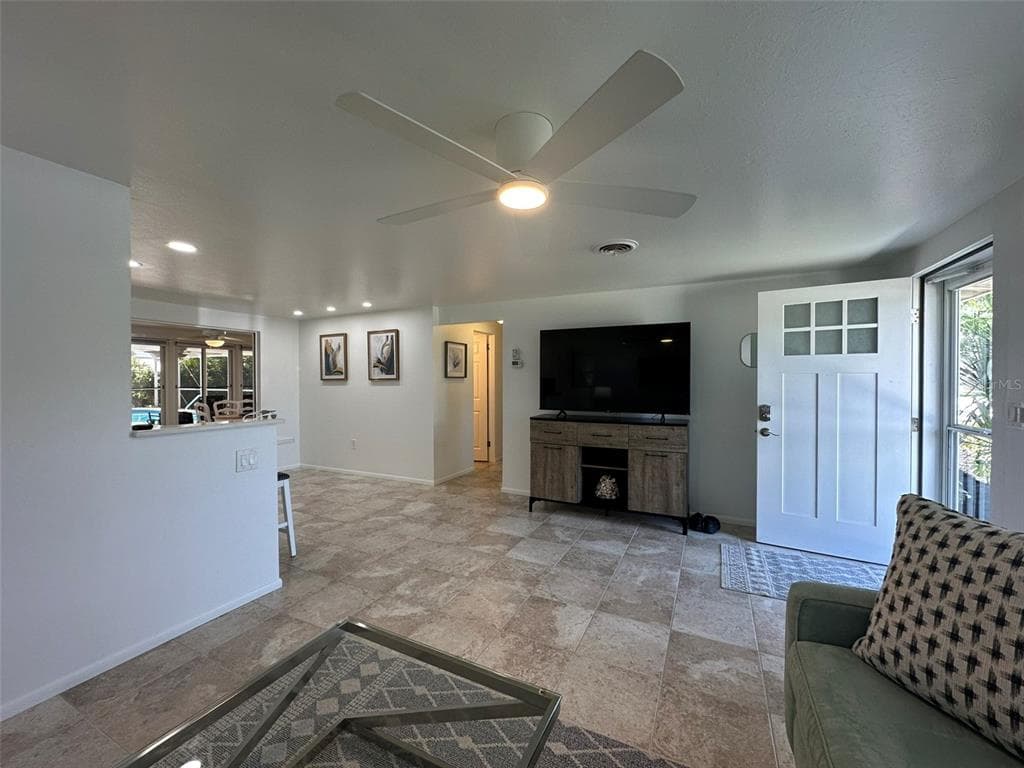 1575 LORALIN DRIVE, ENGLEWOOD, FL 34223 — zdjęcie 2