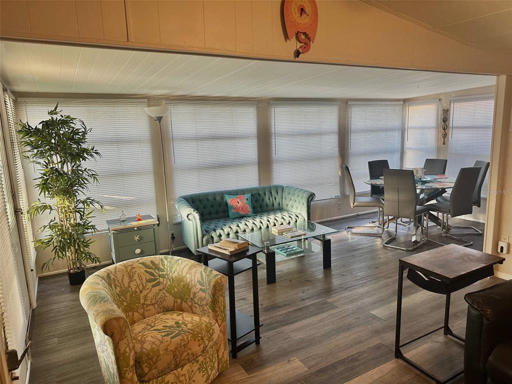 11157 102ND WAY # 213, LARGO, FL 33773 — zdjęcie 4