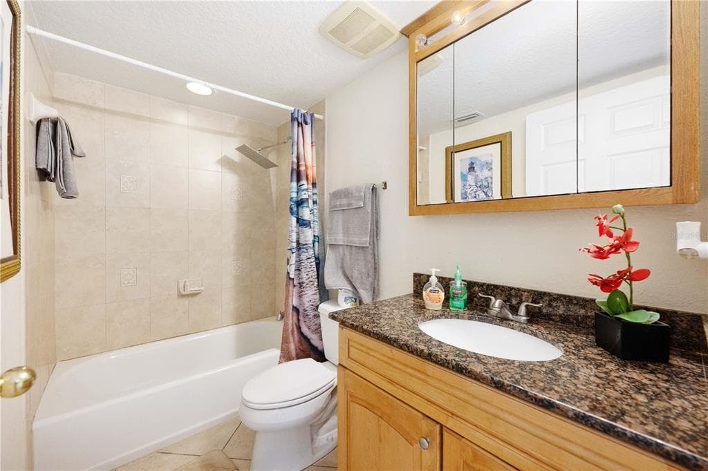 445 HAMDEN DRIVE # 302, CLEARWATER BEACH, FL 33767 — zdjęcie 3