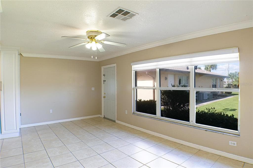 21150 GERTRUDE AVENUE # A3, PORT CHARLOTTE, FL 33952 — zdjęcie 2