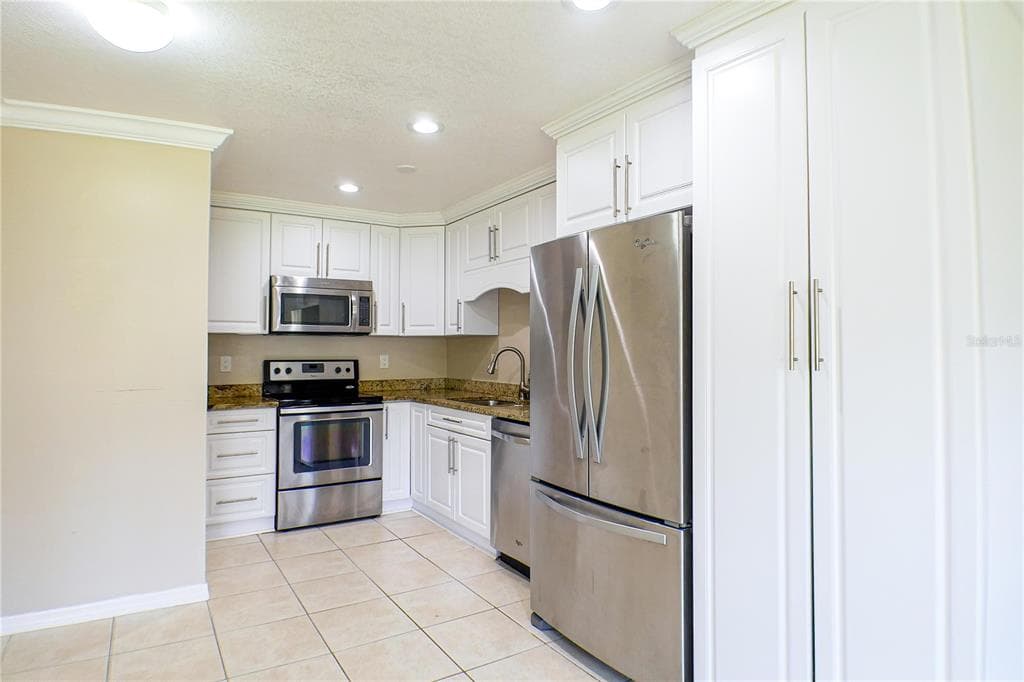 21150 GERTRUDE AVENUE # A3, PORT CHARLOTTE, FL 33952 — zdjęcie 4