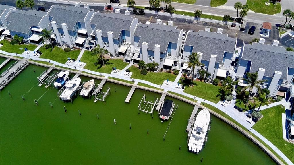 179 MEDALLION BLVD # C, MADEIRA BEACH, FL 33708 — zdjęcie 2