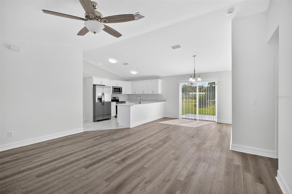 11145 2ND AVE, PUNTA GORDA, FL 33955 — zdjęcie 3