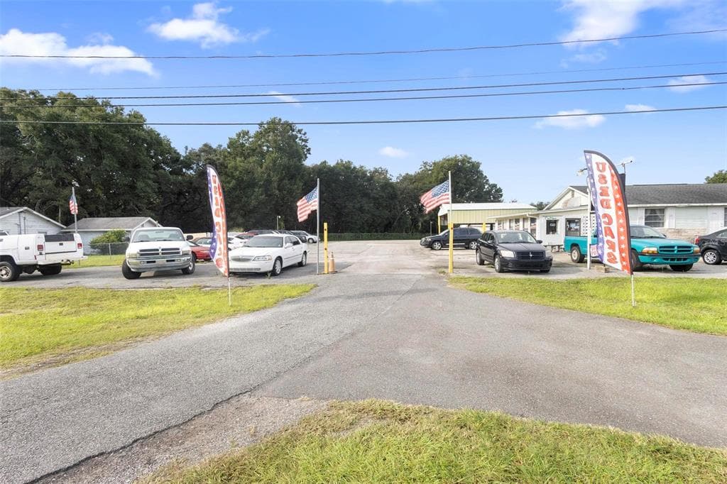2490 N WOODLAND BOULEVARD, DELAND, FL 32720 — zdjęcie 4