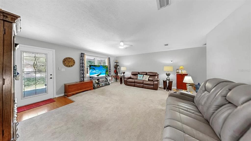 38919 3RD AVENUE, ZEPHYRHILLS, FL 33542 — zdjęcie 3