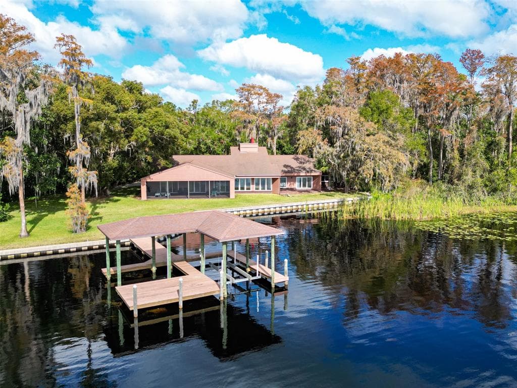 18120 WAYNE ROAD, ODESSA, FL 33556