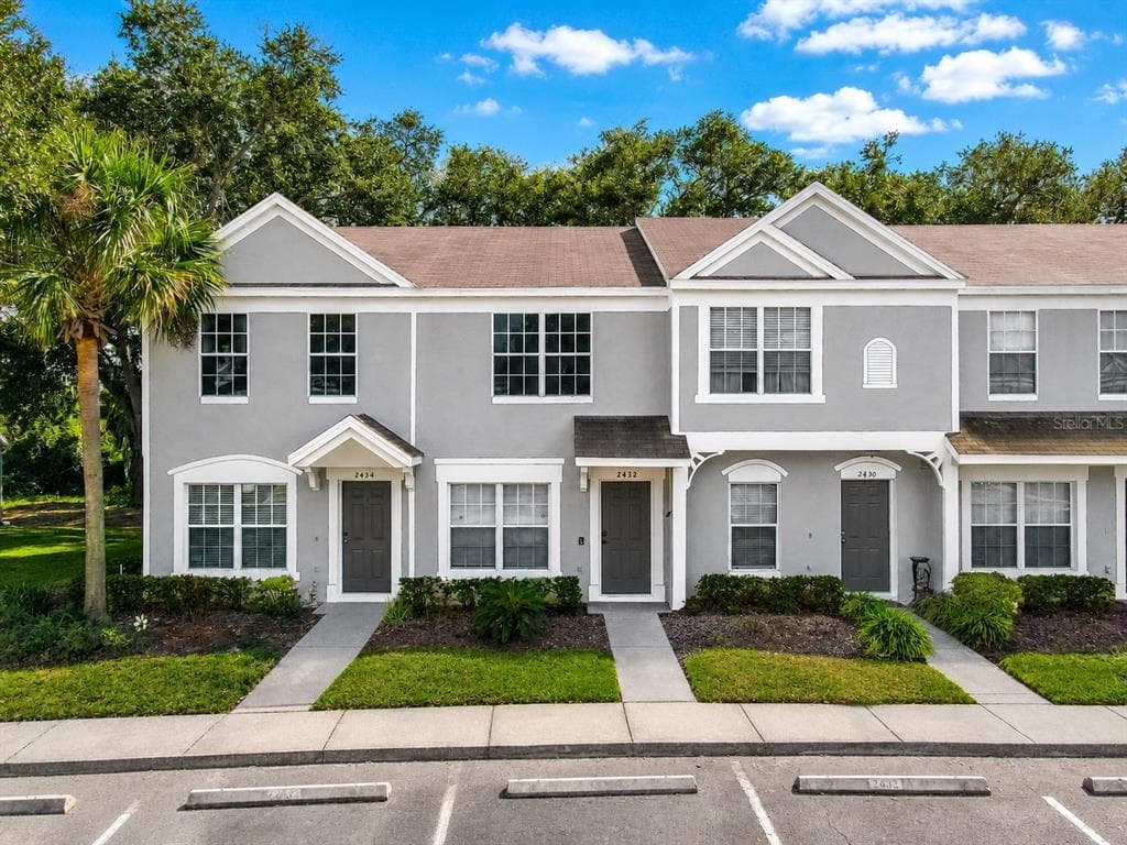 2432 LAKE WOODBERRY CIRCLE, BRANDON, FL 33510