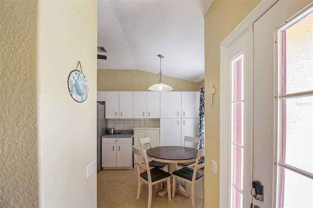1465 SHIELDS STREET, PUNTA GORDA, FL 33980 — zdjęcie 4