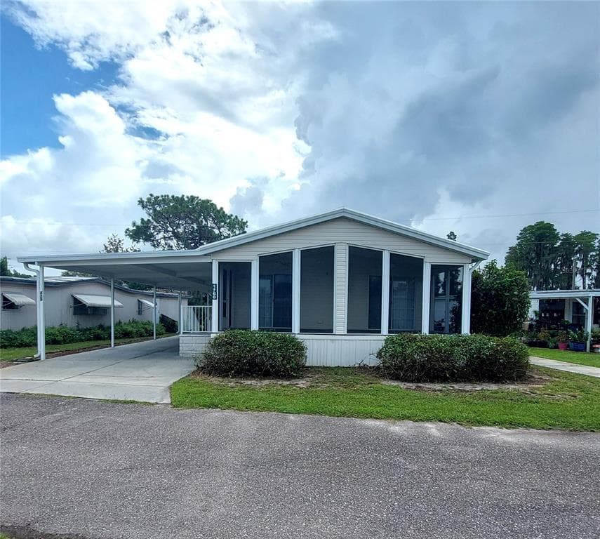 1760 DOROTHY BOULEVARD, LUTZ, FL 33558