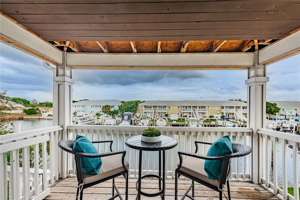5004 STARFISH DRIVE SE # F, ST PETERSBURG, FL 33705 — zdjęcie 4