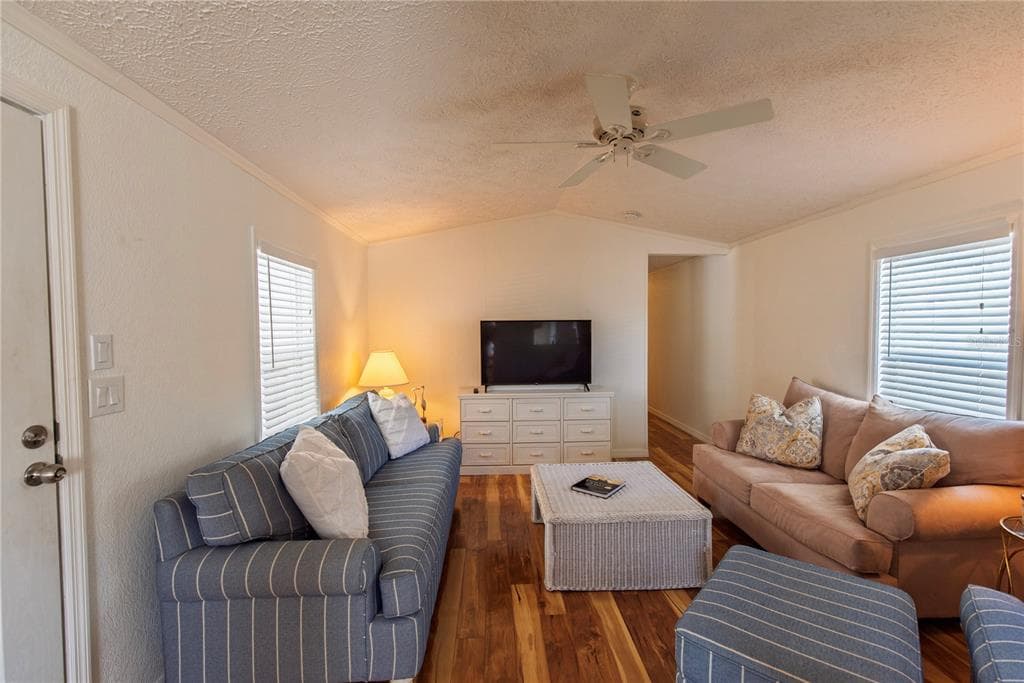 9 HOLLAND DRIVE, PUNTA GORDA, FL 33950 — zdjęcie 4
