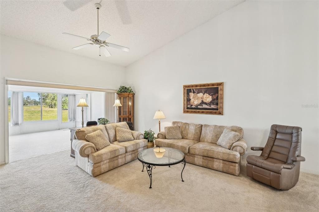 2315 NEW ORCHARD COURT, SUN CITY CENTER, FL 33573 — zdjęcie 4