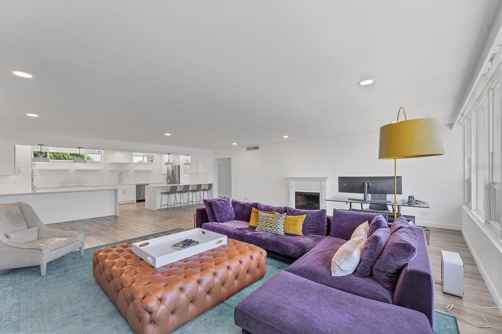 100 SANDS POINT ROAD # 323, LONGBOAT KEY, FL 34228 — zdjęcie 3