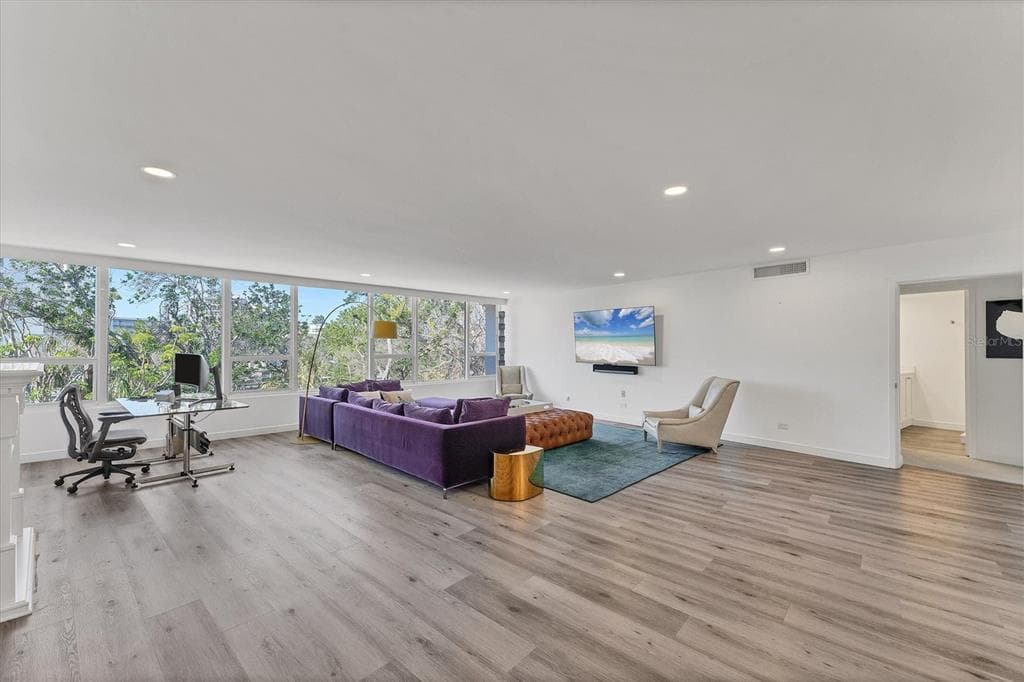 100 SANDS POINT ROAD # 323, LONGBOAT KEY, FL 34228 — zdjęcie 5