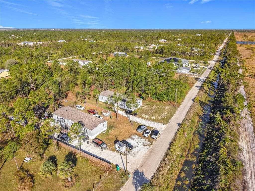 8325 STRASSE BOULEVARD, PUNTA GORDA, FL 33982 — zdjęcie 3