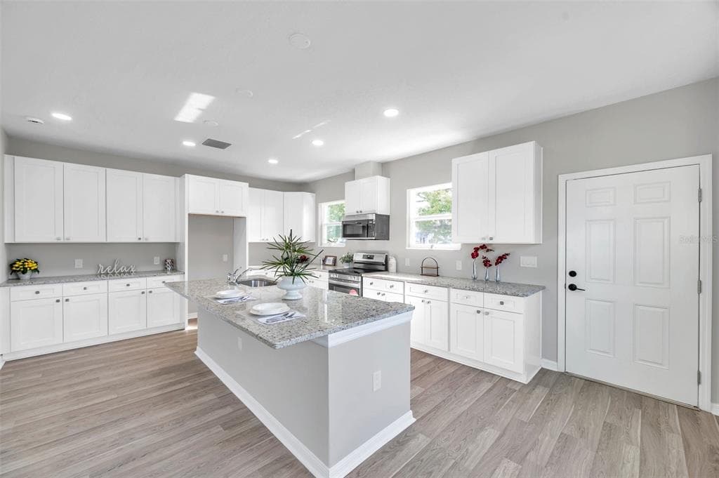 5742 MEADOWLANE STREET, NEW PORT RICHEY, FL 34652 — zdjęcie 3