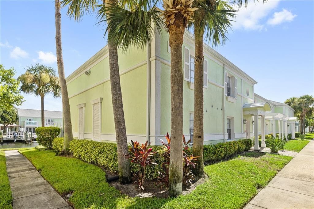5012 STARFISH DRIVE SE # C, ST PETERSBURG, FL 33705