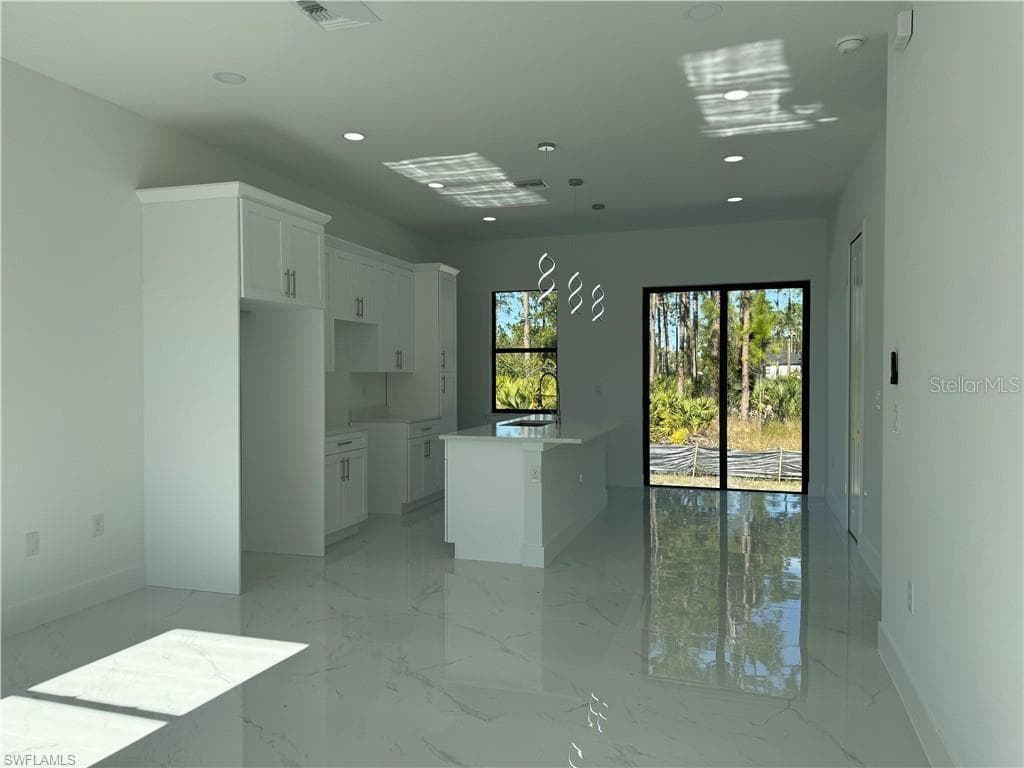 3002 68TH STREET W, LEHIGH ACRES, FL 33971 — zdjęcie 2