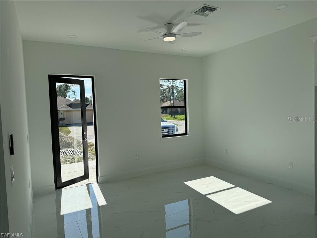3002 68TH STREET W, LEHIGH ACRES, FL 33971 — zdjęcie 4