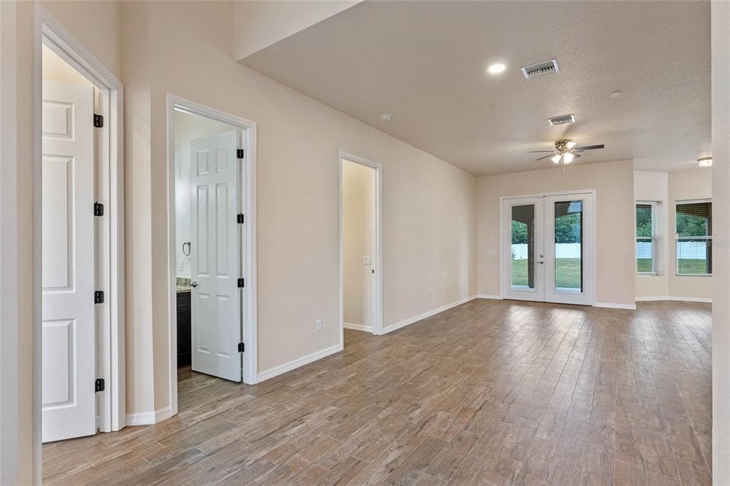 1943 SIPES AVENUE, SANFORD, FL 32771 — zdjęcie 4