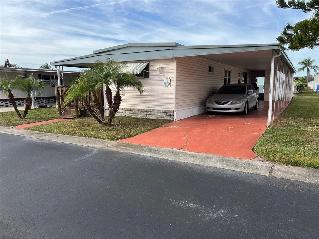 11300 124TH AVENUE # 165, LARGO, FL 33778 — zdjęcie 2