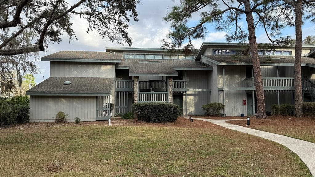 176 PALM VIEW COURT # 3475/6, HAINES CITY, FL 33844
