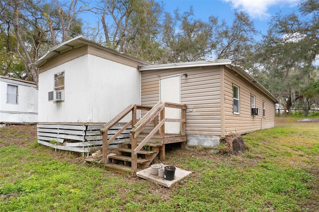 2107 HIALEAH AVENUE, LEESBURG, FL 34748 — zdjęcie 2