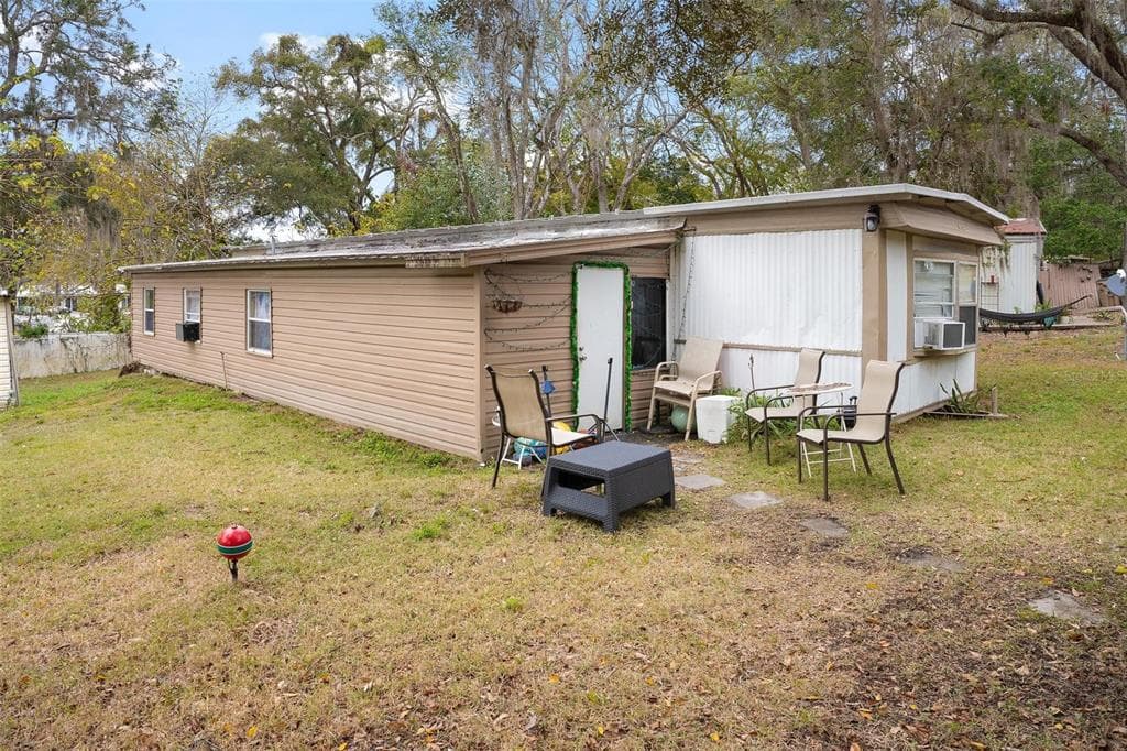 2107 HIALEAH AVENUE, LEESBURG, FL 34748 — zdjęcie 3