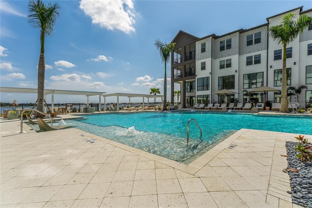 1420 LAKEFRONT DRIVE # 7208, SARASOTA, FL 34240
