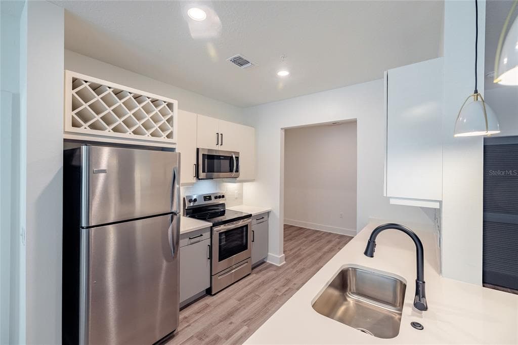 1420 LAKEFRONT DRIVE # 6413, SARASOTA, FL 34240 — zdjęcie 3