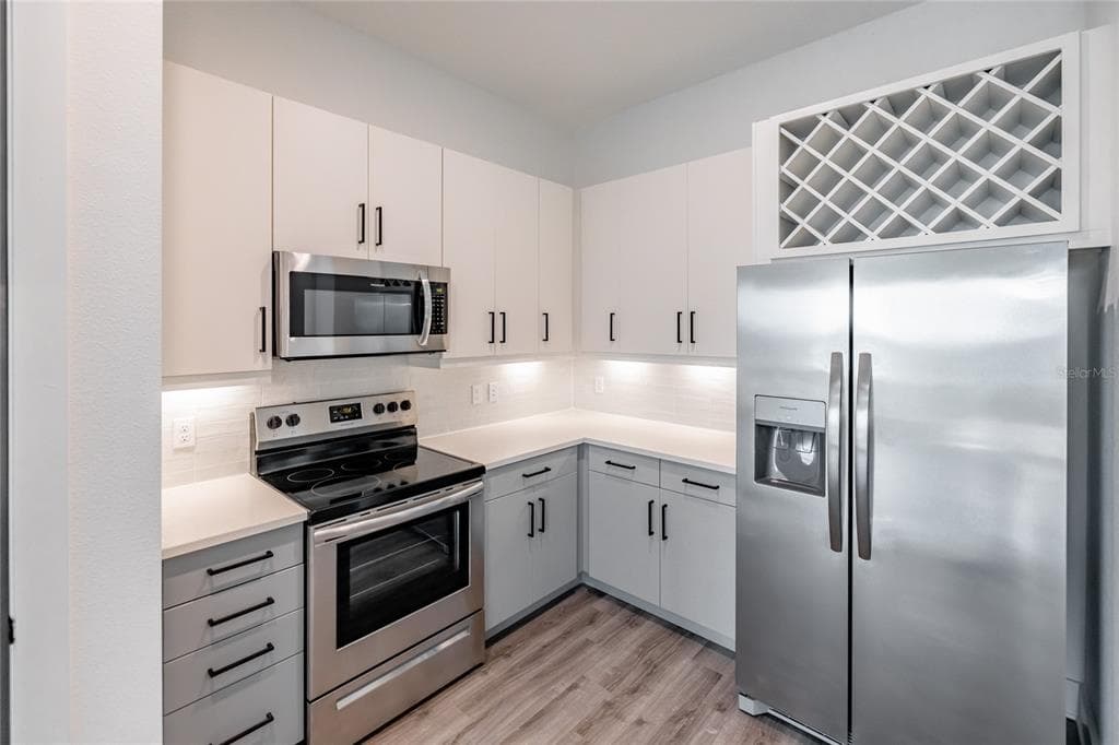 1420 LAKEFRONT DRIVE # 3105, SARASOTA, FL 34240 — zdjęcie 4