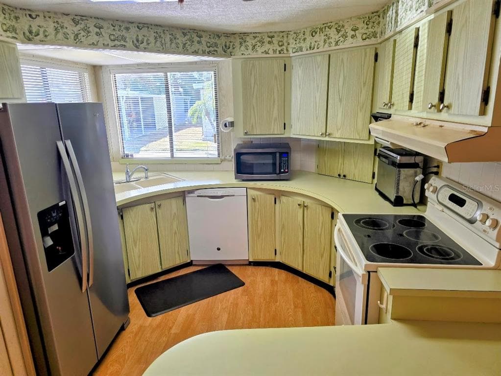 12501 ULMERTON ROAD # 188, LARGO, FL 33774 — zdjęcie 2