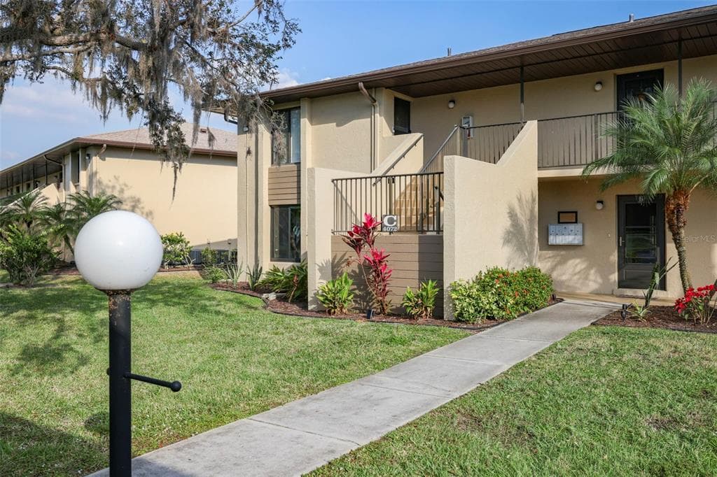 4072 OAKVIEW DRIVE # C8, PUNTA GORDA, FL 33980
