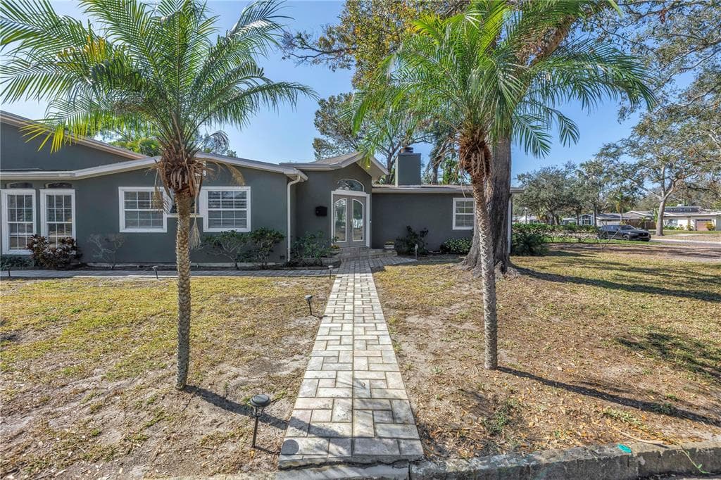 540 VILLAGRANDE AVENUE S, ST PETERSBURG, FL 33707 — zdjęcie 4