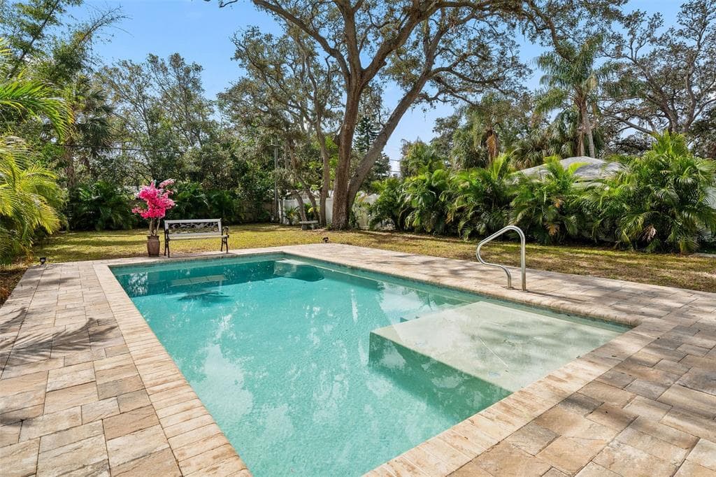 1061 SEDEEVA STREET, CLEARWATER, FL 33755 — zdjęcie 3