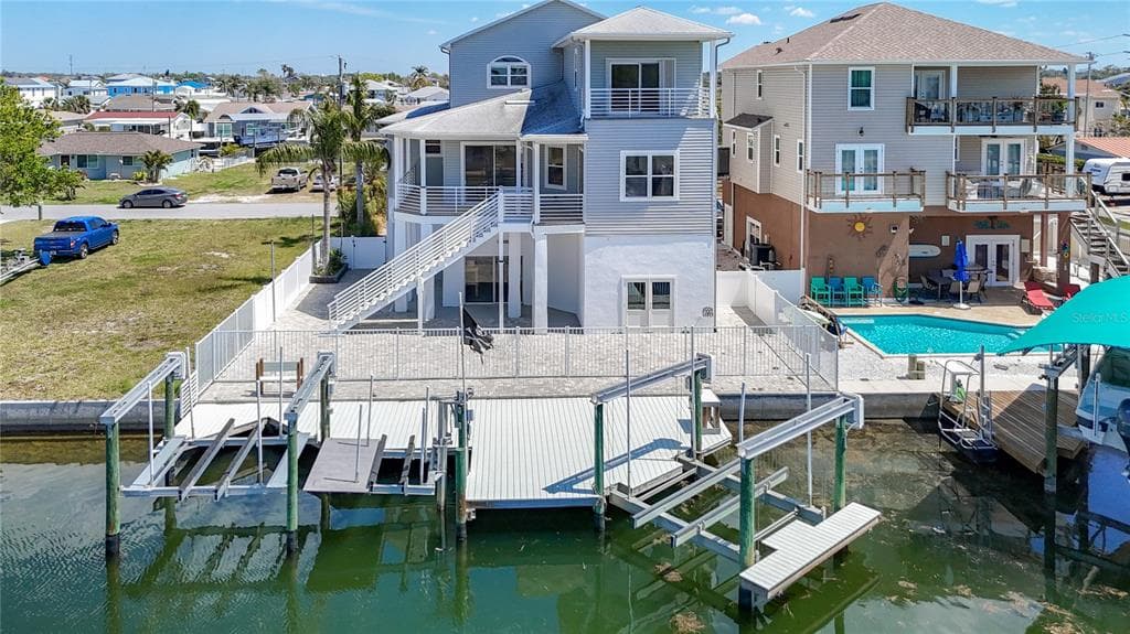 13737 VICTOR AVENUE, HUDSON, FL 34667 — zdjęcie 3
