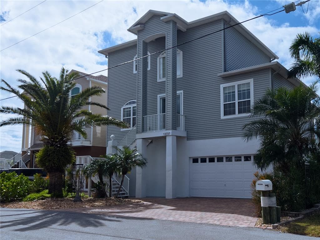 13737 VICTOR AVENUE, HUDSON, FL 34667 — zdjęcie 4