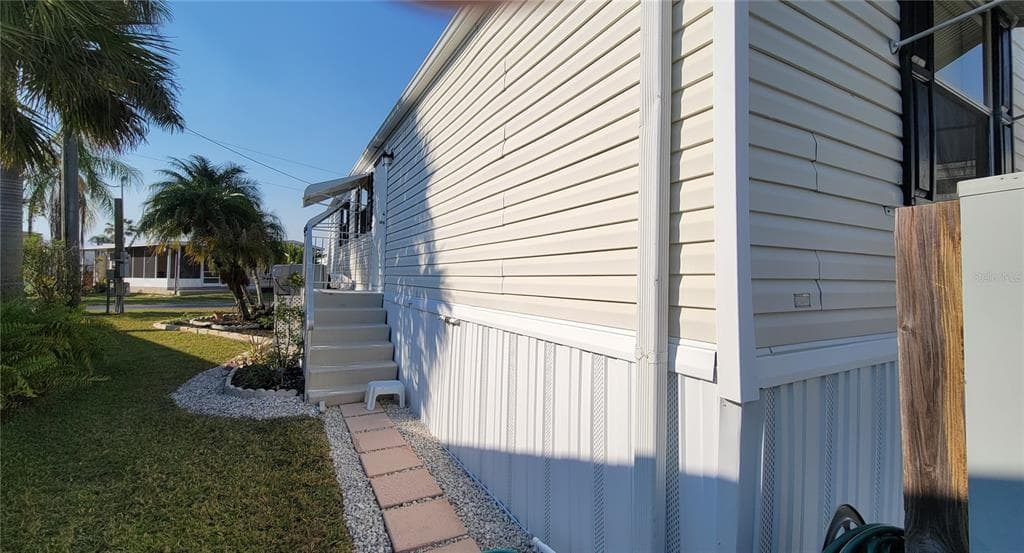 126 LAZY LAGOON DRIVE, PUNTA GORDA, FL 33982 — zdjęcie 3