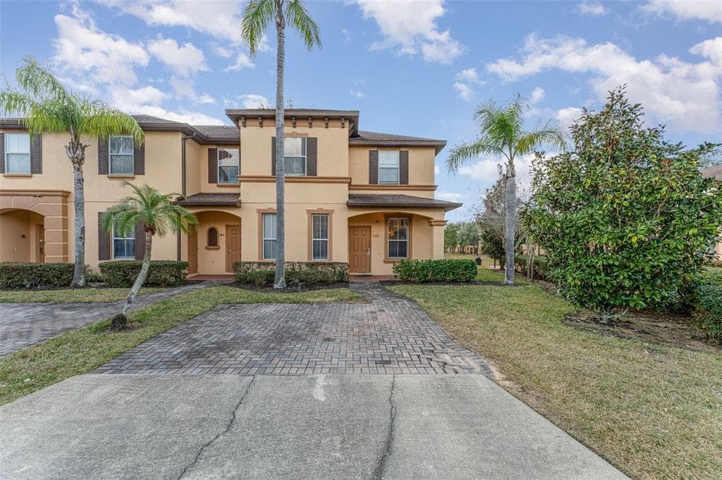 2153 CALABRIA AVENUE, DAVENPORT, FL 33897