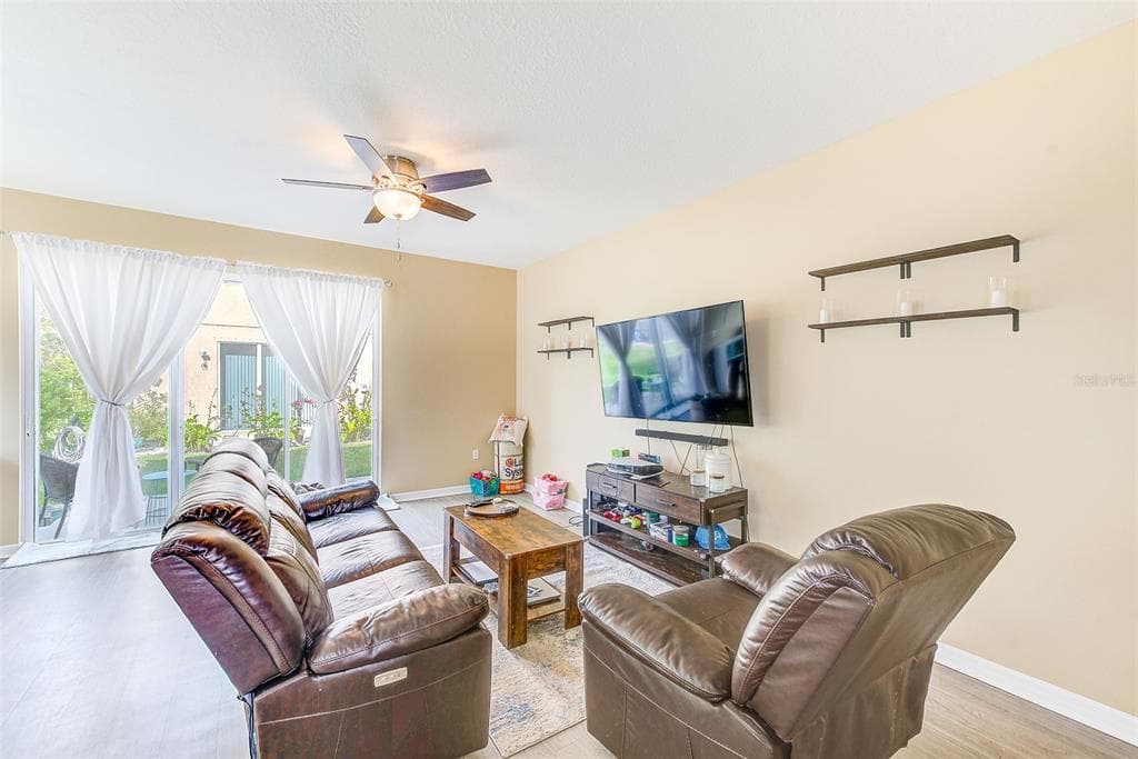 780 SPRING FLOWERS TRAIL, BRANDON, FL 33511 — zdjęcie 4