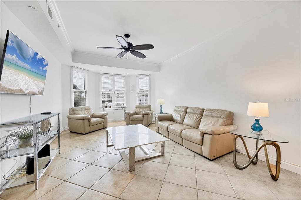 8111 LAKEWOOD MAIN STREET # 304, LAKEWOOD RANCH, FL 34202 — zdjęcie 2