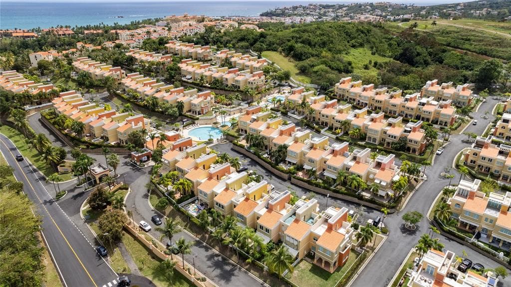 90 CANDELERO DRIVE # 13, HUMACAO, PR 00791