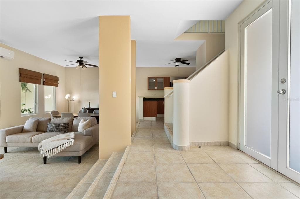90 CANDELERO DRIVE # 13, HUMACAO, PR 00791 — zdjęcie 5