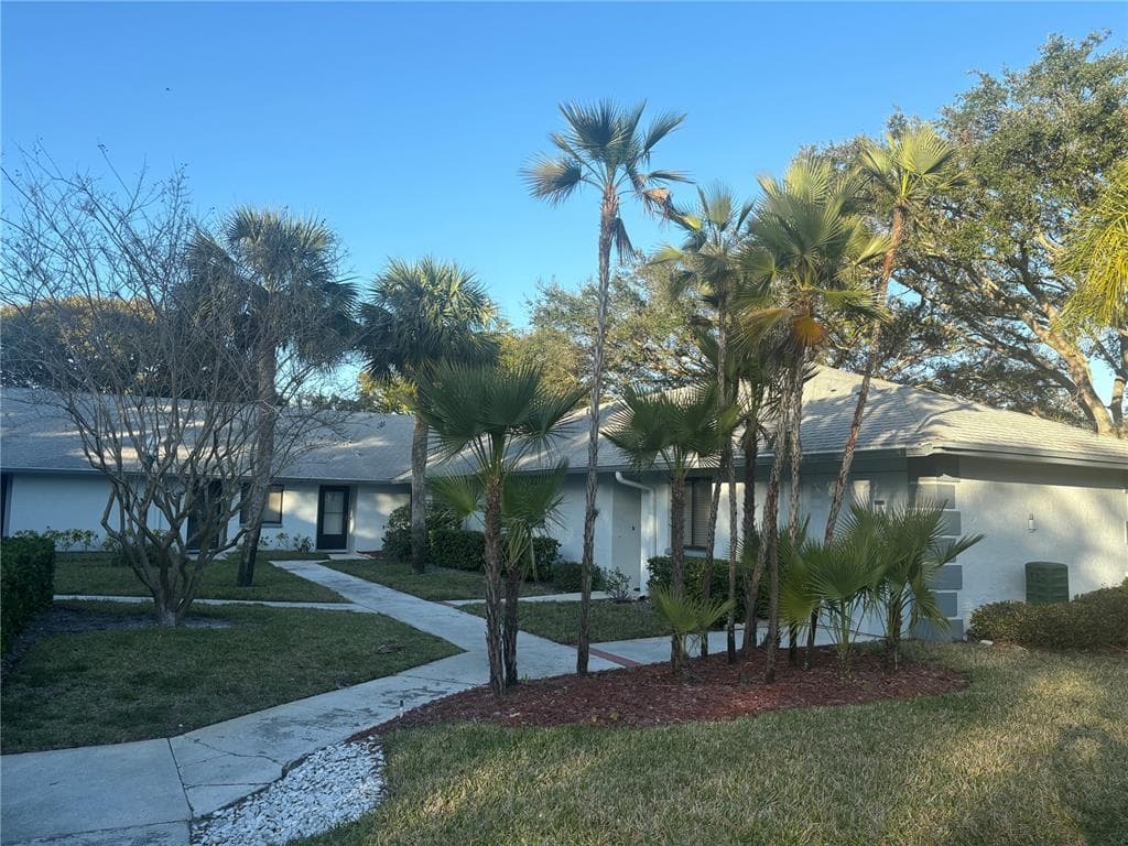 2765 COUNTRYSIDE BOULEVARD # 106, CLEARWATER, FL 33761