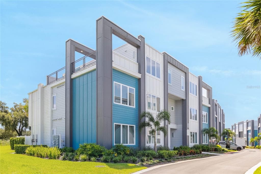 7770 SANDY RIDGE DRIVE # 110, REUNION, FL 34747