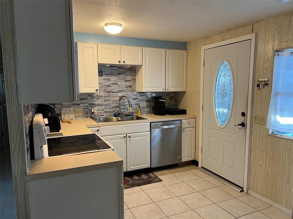 220 ROYAL PALM CIRCLE, LARGO, FL 33778 — zdjęcie 5