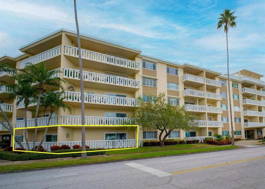 1200 N SHORE DRIVE NE # 102, ST PETERSBURG, FL 33701