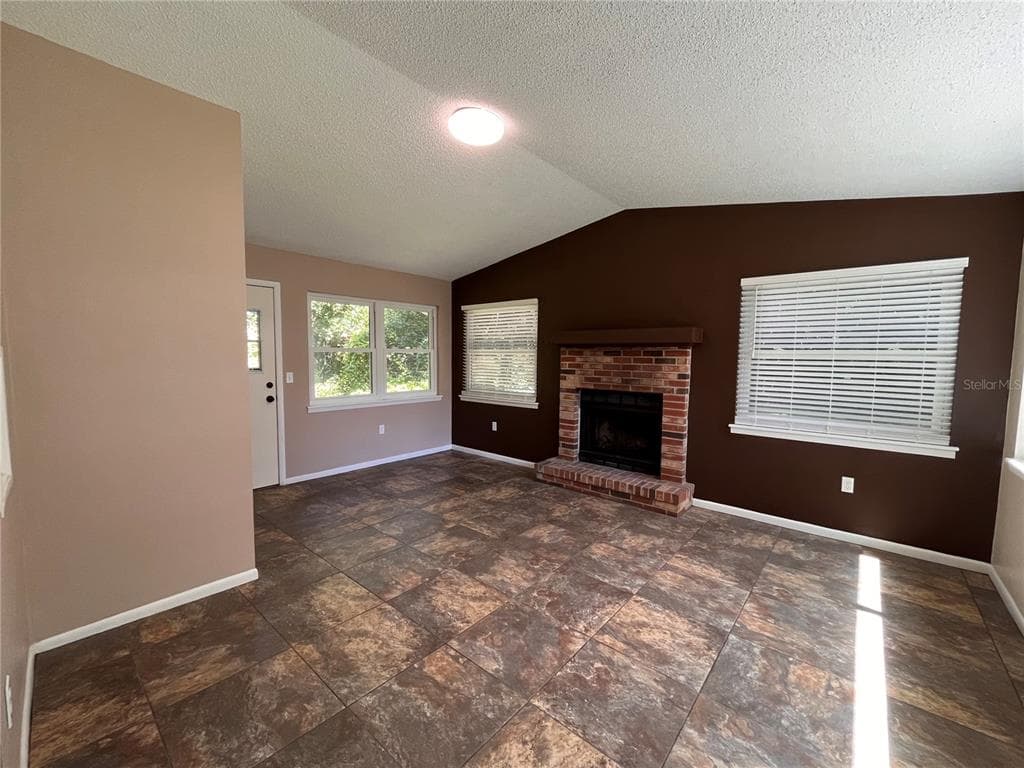 1635 N FLORIDA AVENUE, HERNANDO, FL 34442 — zdjęcie 2